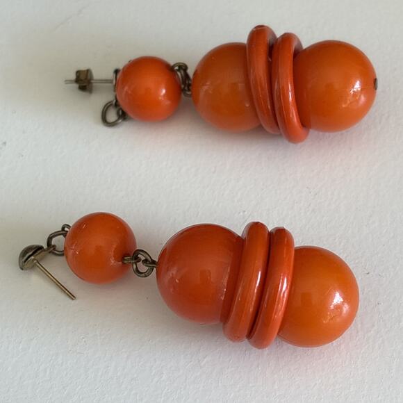 Vintage Earrings 3" Dangle Drop Pierced Orange Acrylic Mod Happy Go go - Picture 6 of 11